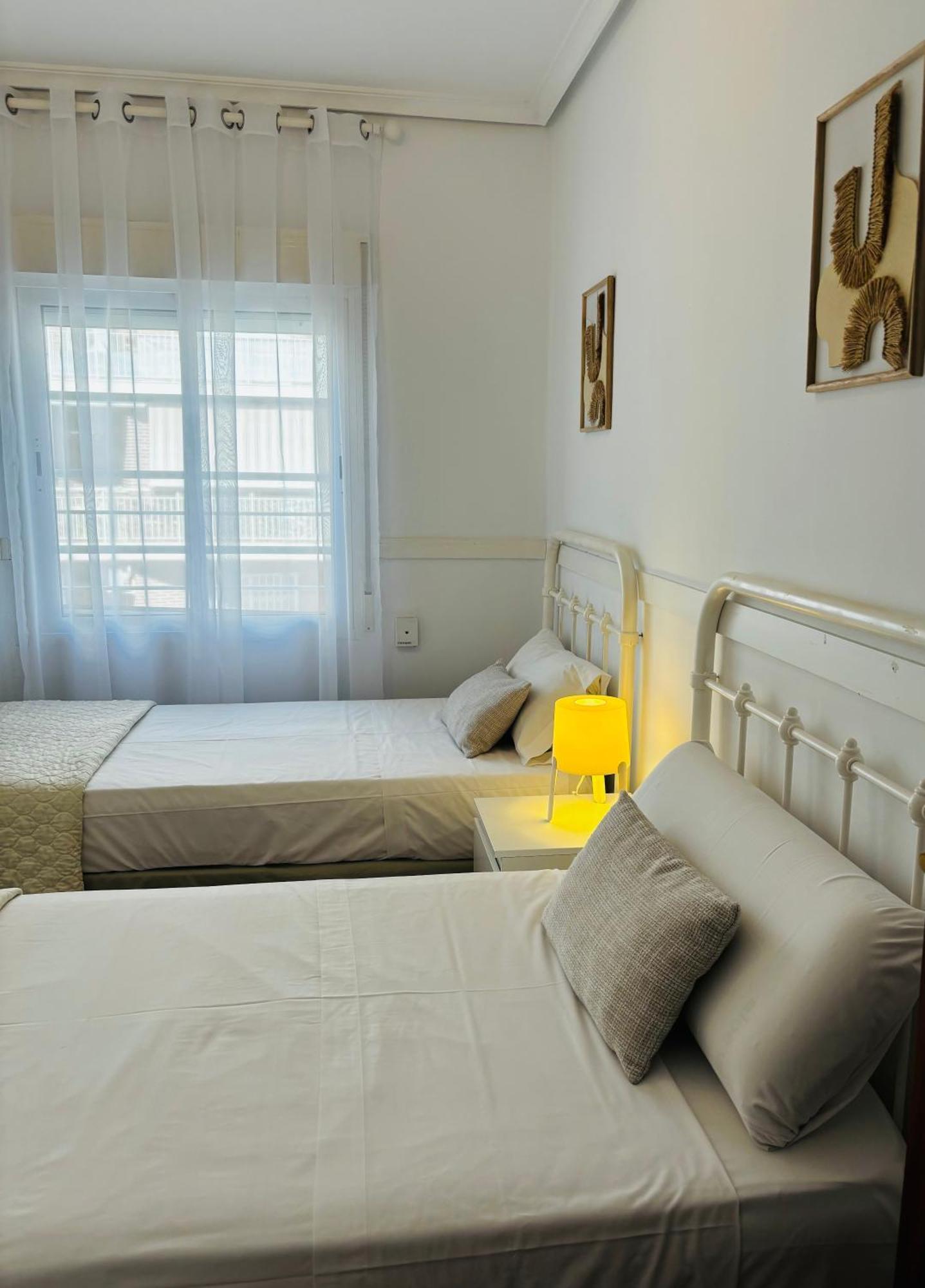 Travel Habitat Mestalla Валенсия Экстерьер фото