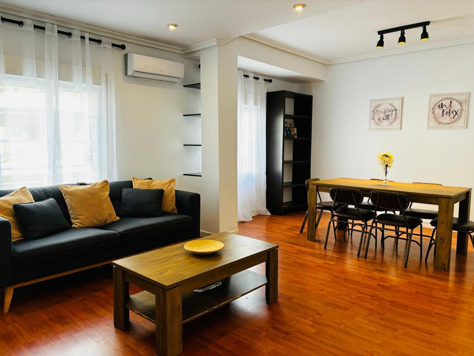 Travel Habitat Mestalla Валенсия Экстерьер фото